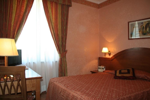 Ristorante Hotel Squarciarelli